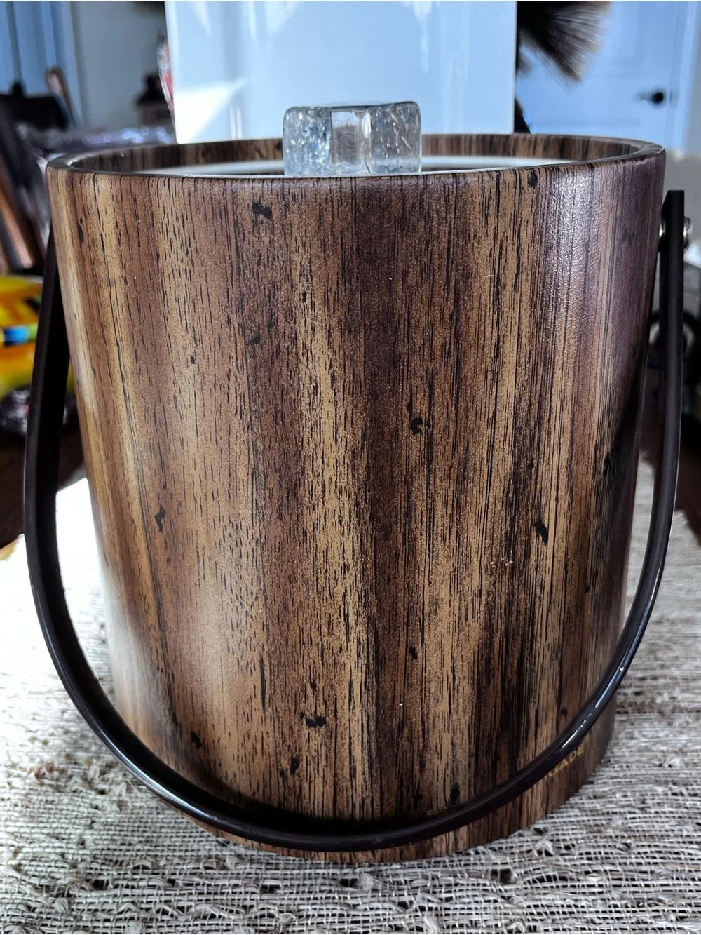 Vintage Morgan Designs Bucket Brigade Woodgrain Ice Bucket with Black Handle